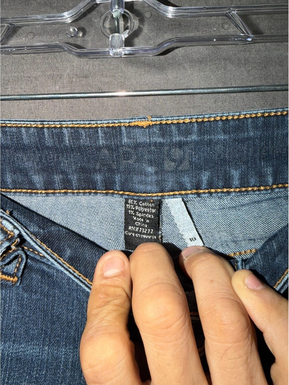Apt 9 Womens Blue Denim Jeans Size 10 Regular Fit - Picture 6 of 8